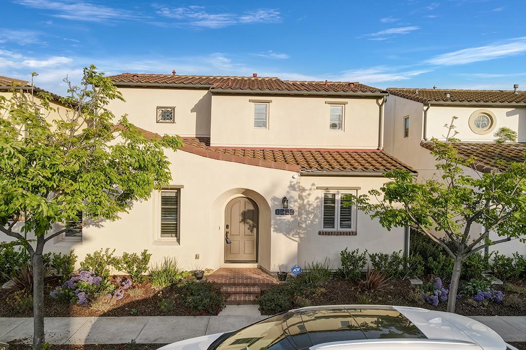 Neighborhood Neighborhood-71