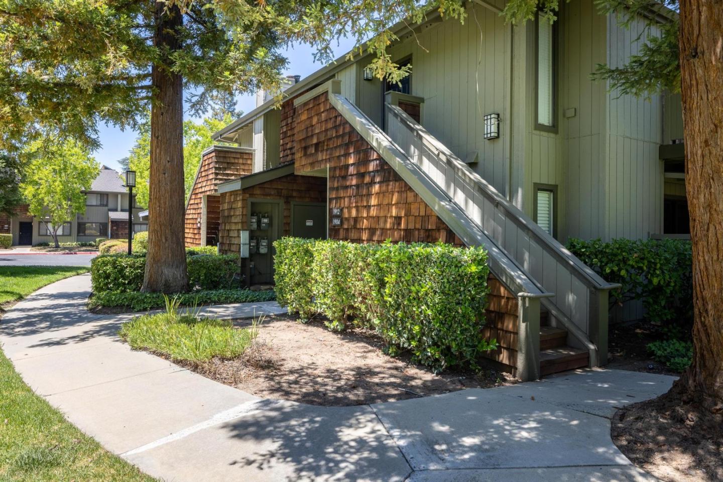 Neighborhood Neighborhood-97