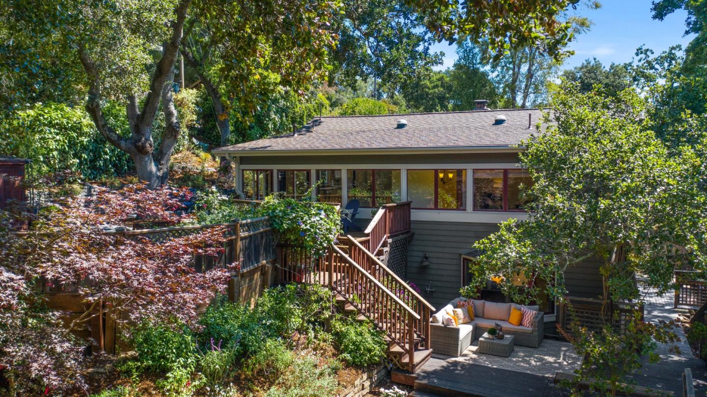 Neighborhood Neighborhood-29