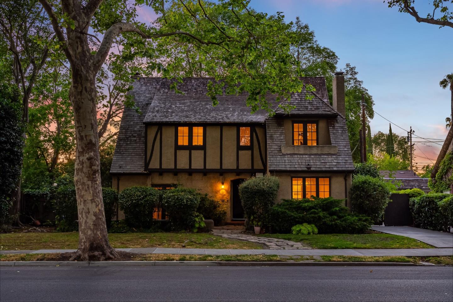 Neighborhood-29
