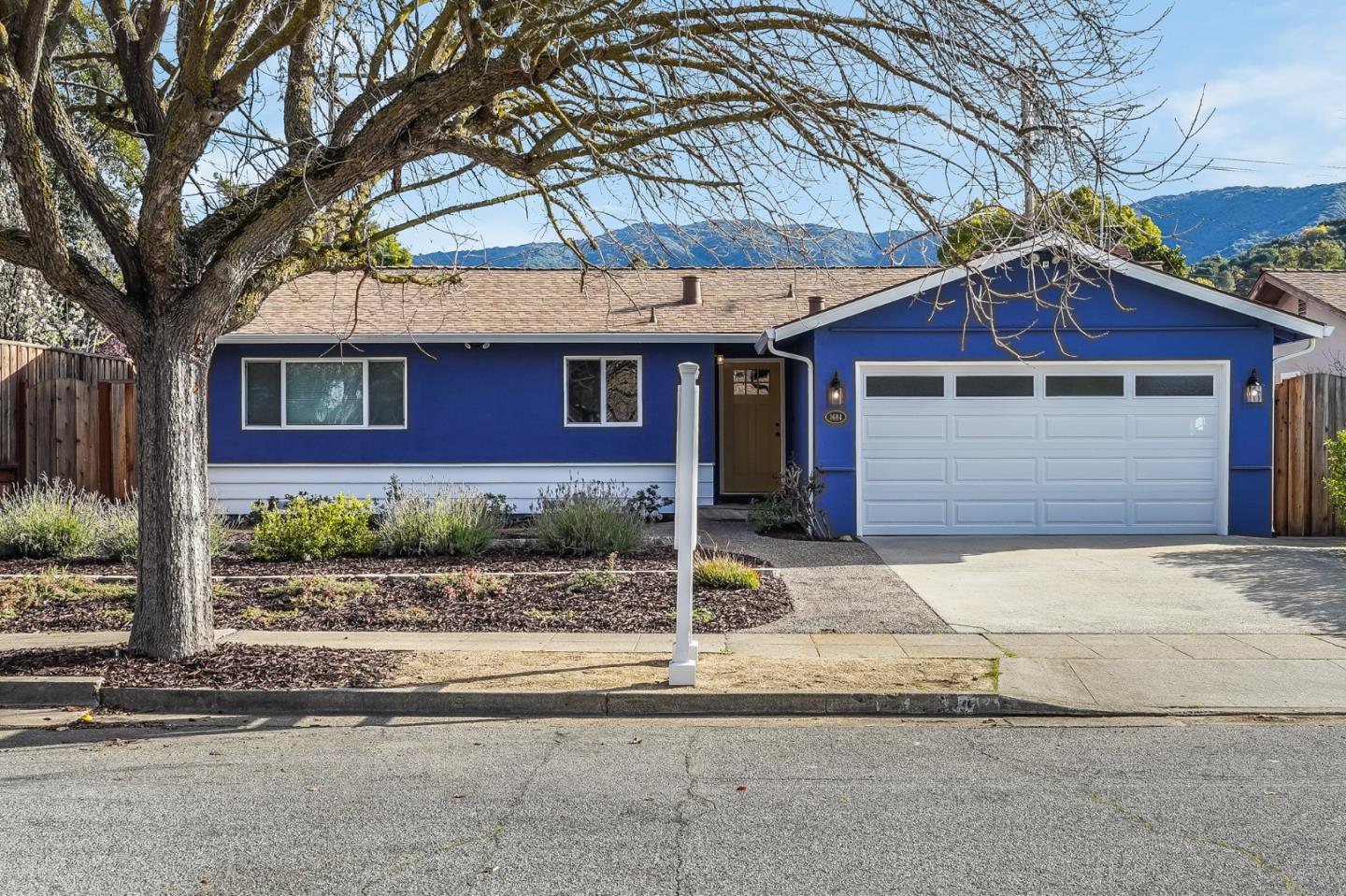 Neighborhood Neighborhood-7