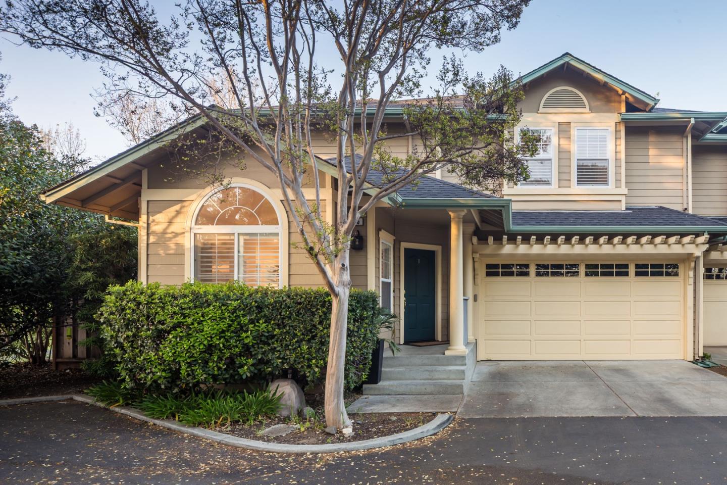 Neighborhood Neighborhood-29