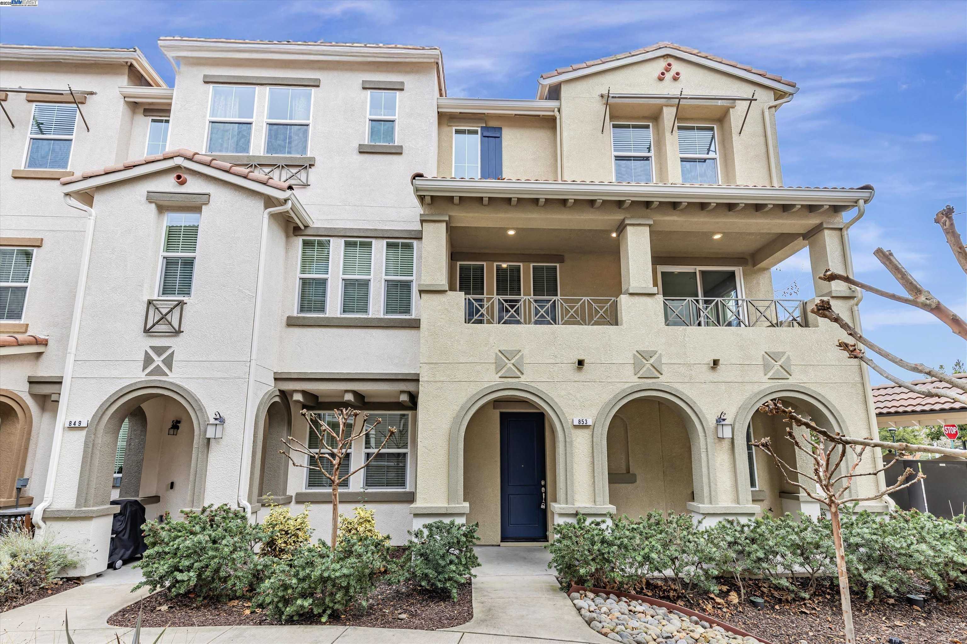 Neighborhood Neighborhood-35