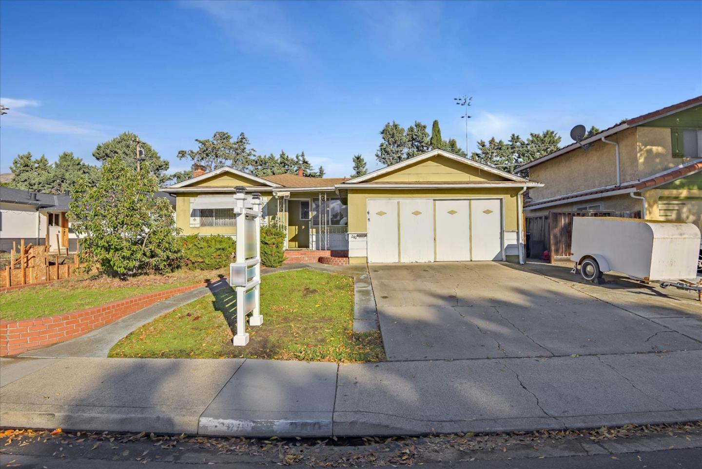 Neighborhood Neighborhood-110