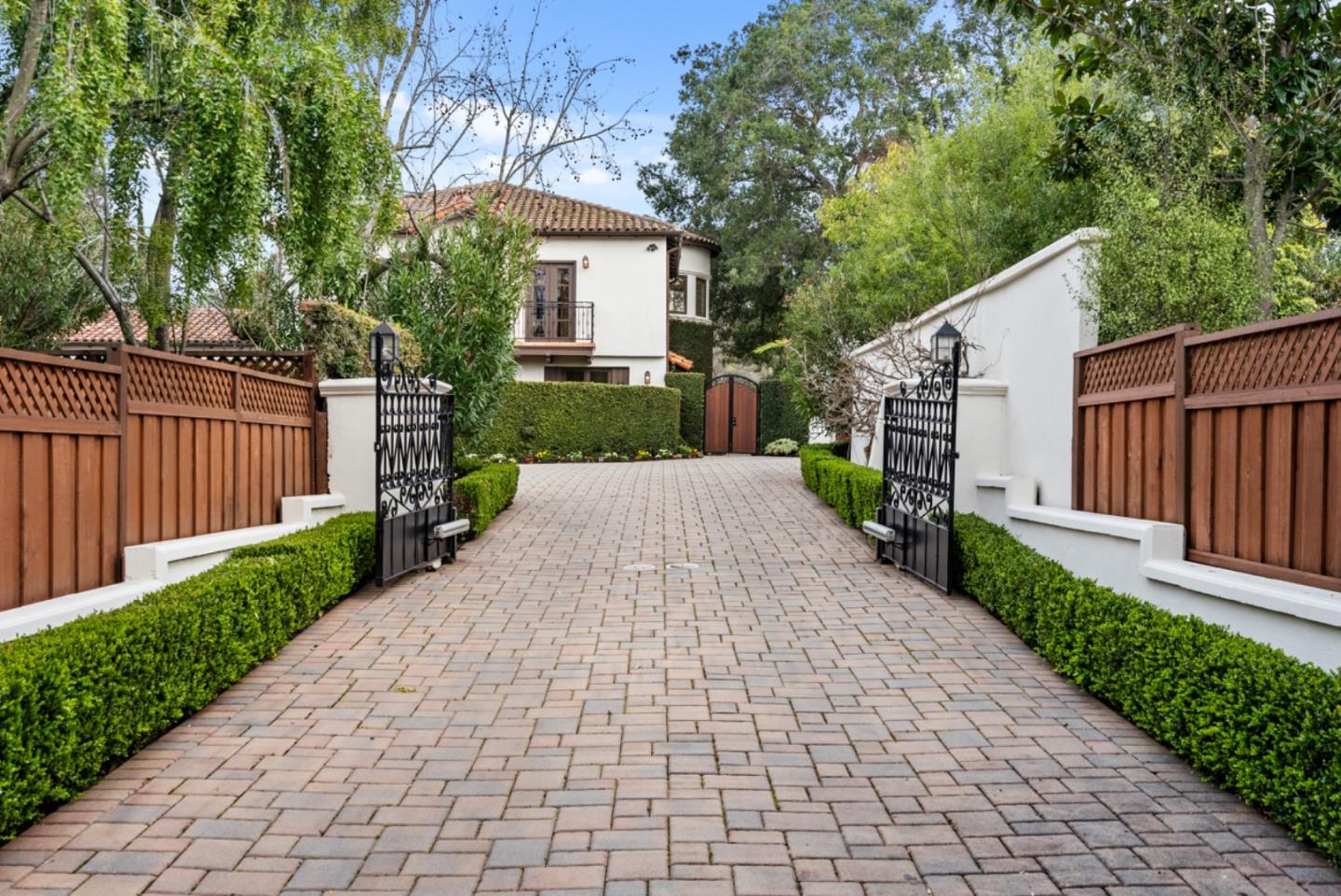 Neighborhood Neighborhood-56