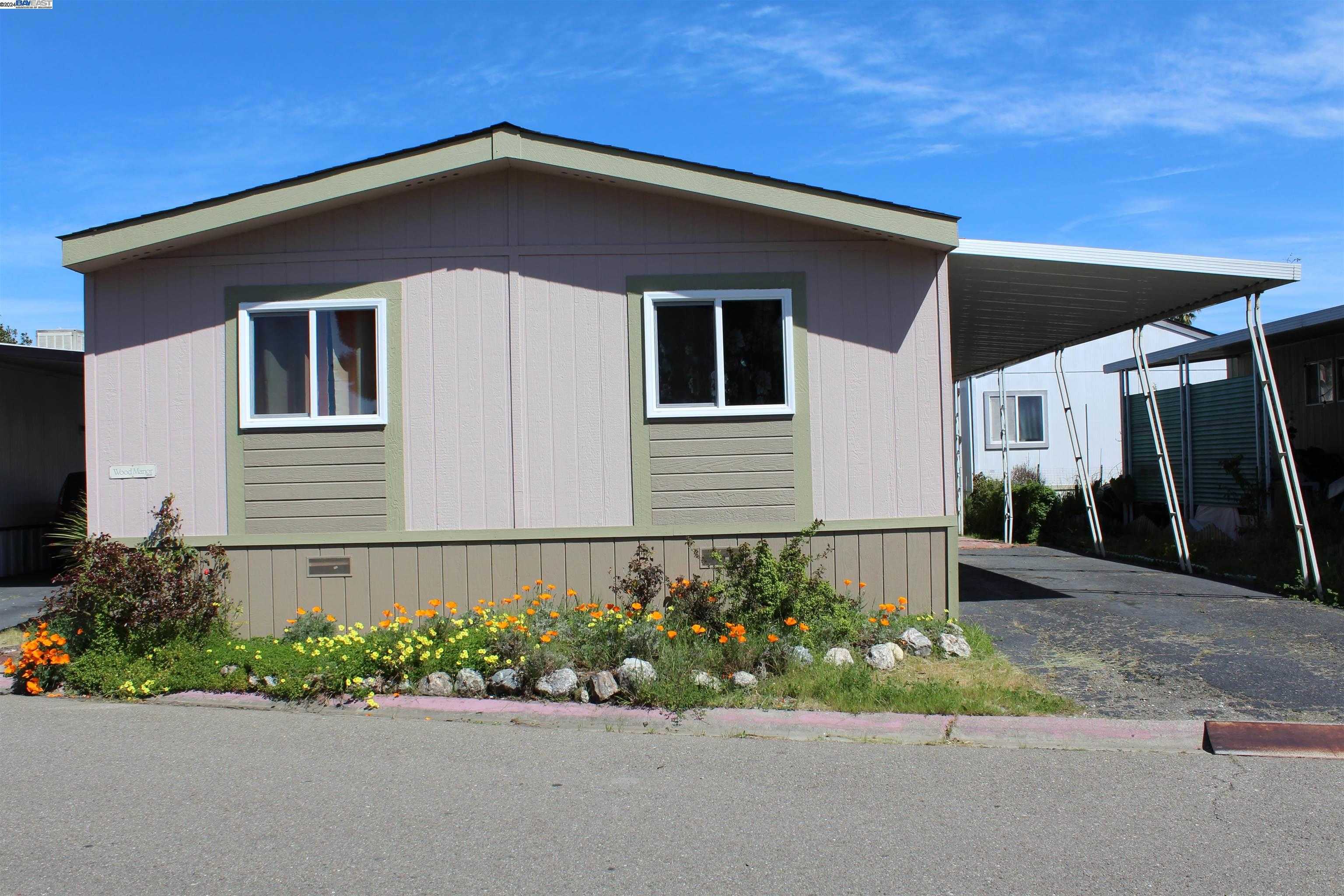 Neighborhood Neighborhood-4