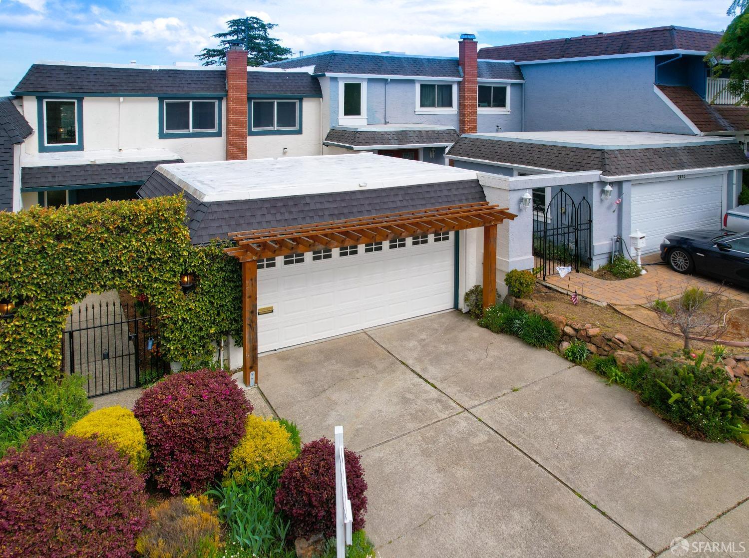 Neighborhood Neighborhood-3