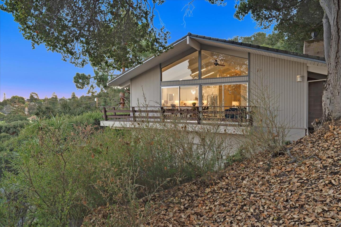 Neighborhood Neighborhood-4