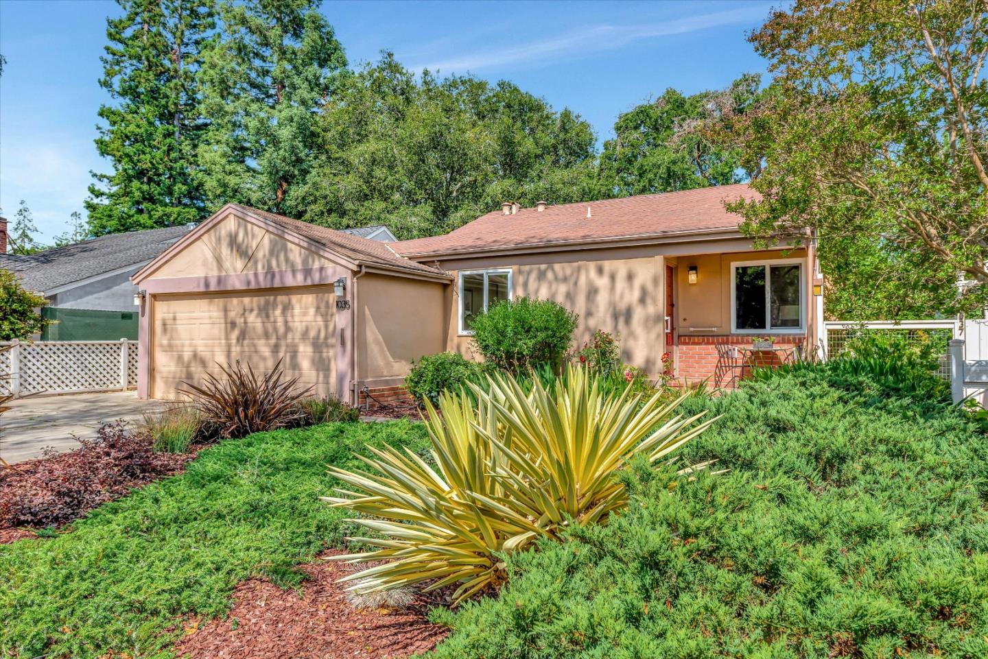 Neighborhood Neighborhood-42