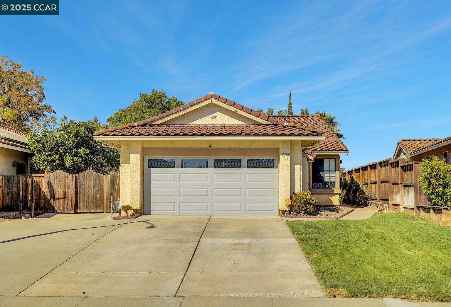 Neighborhood Neighborhood-16