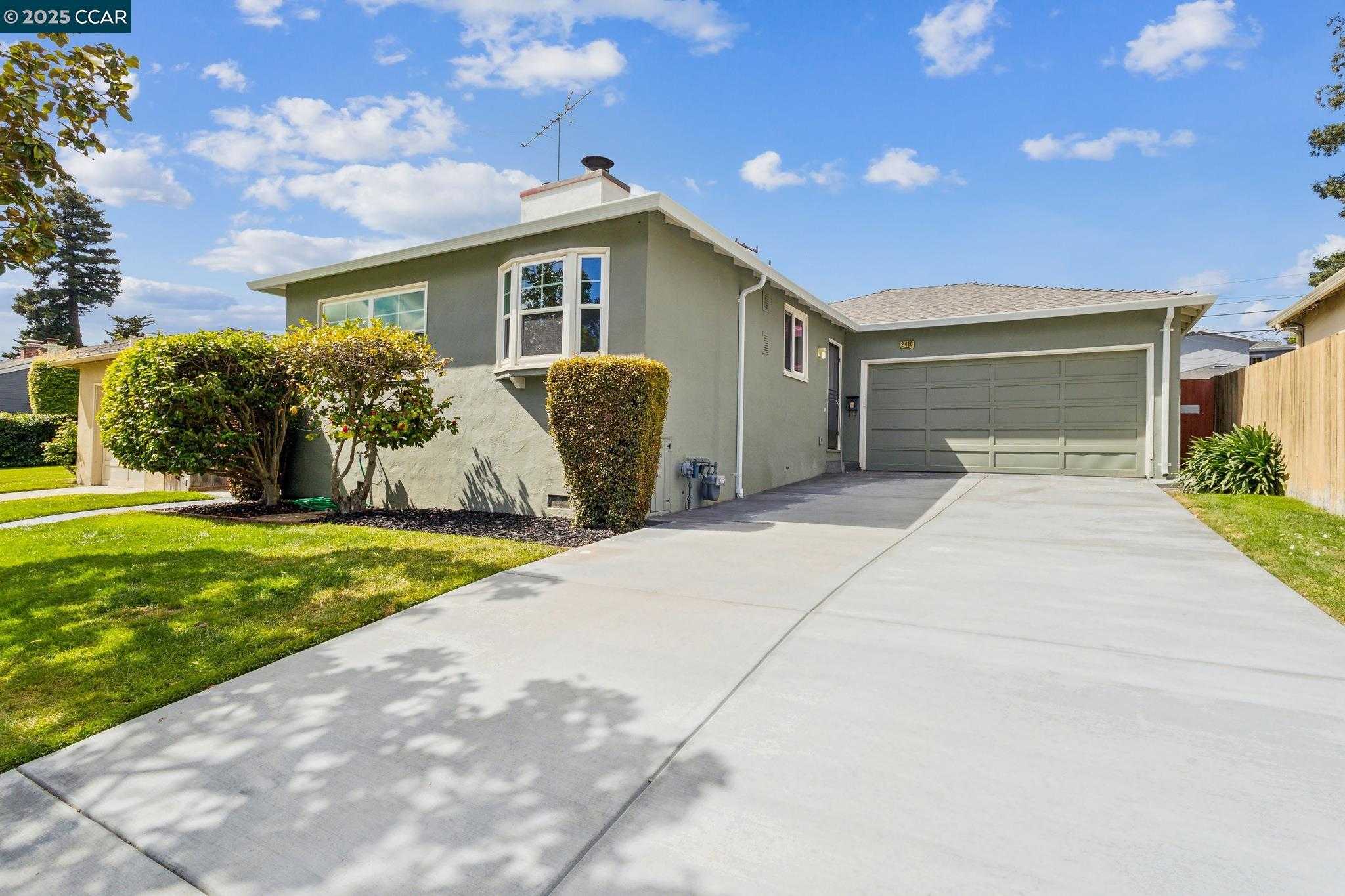 Neighborhood Neighborhood-21