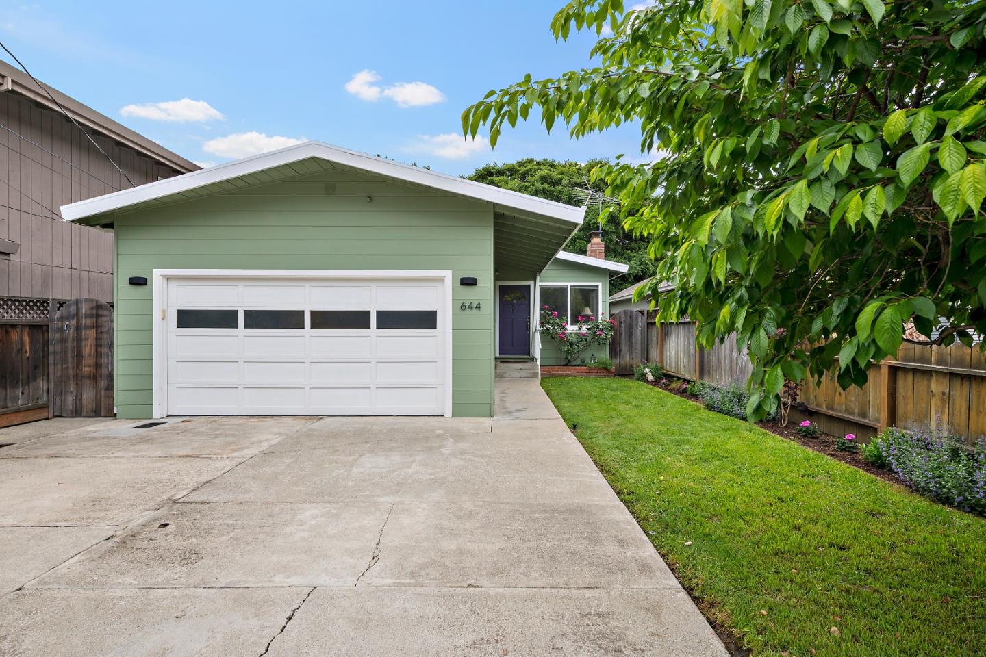 Neighborhood Neighborhood-117