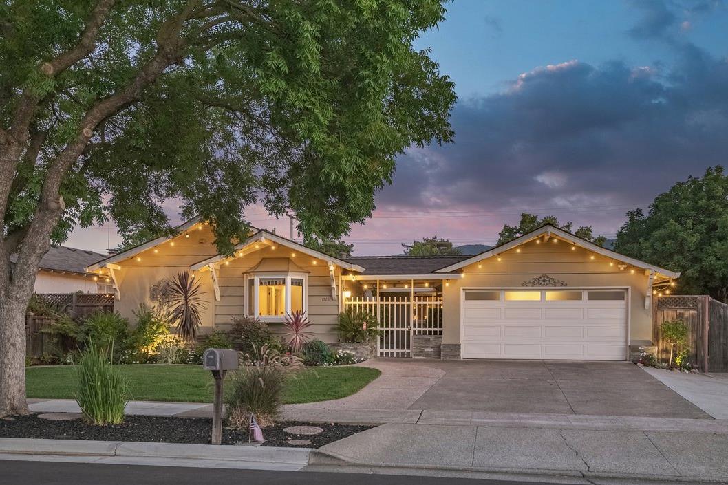 Neighborhood Neighborhood-77