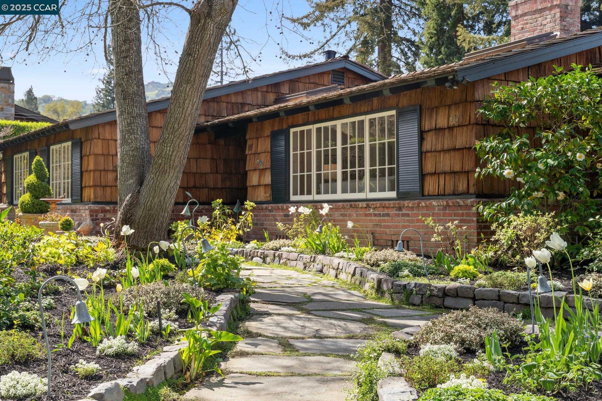 Neighborhood Neighborhood-30