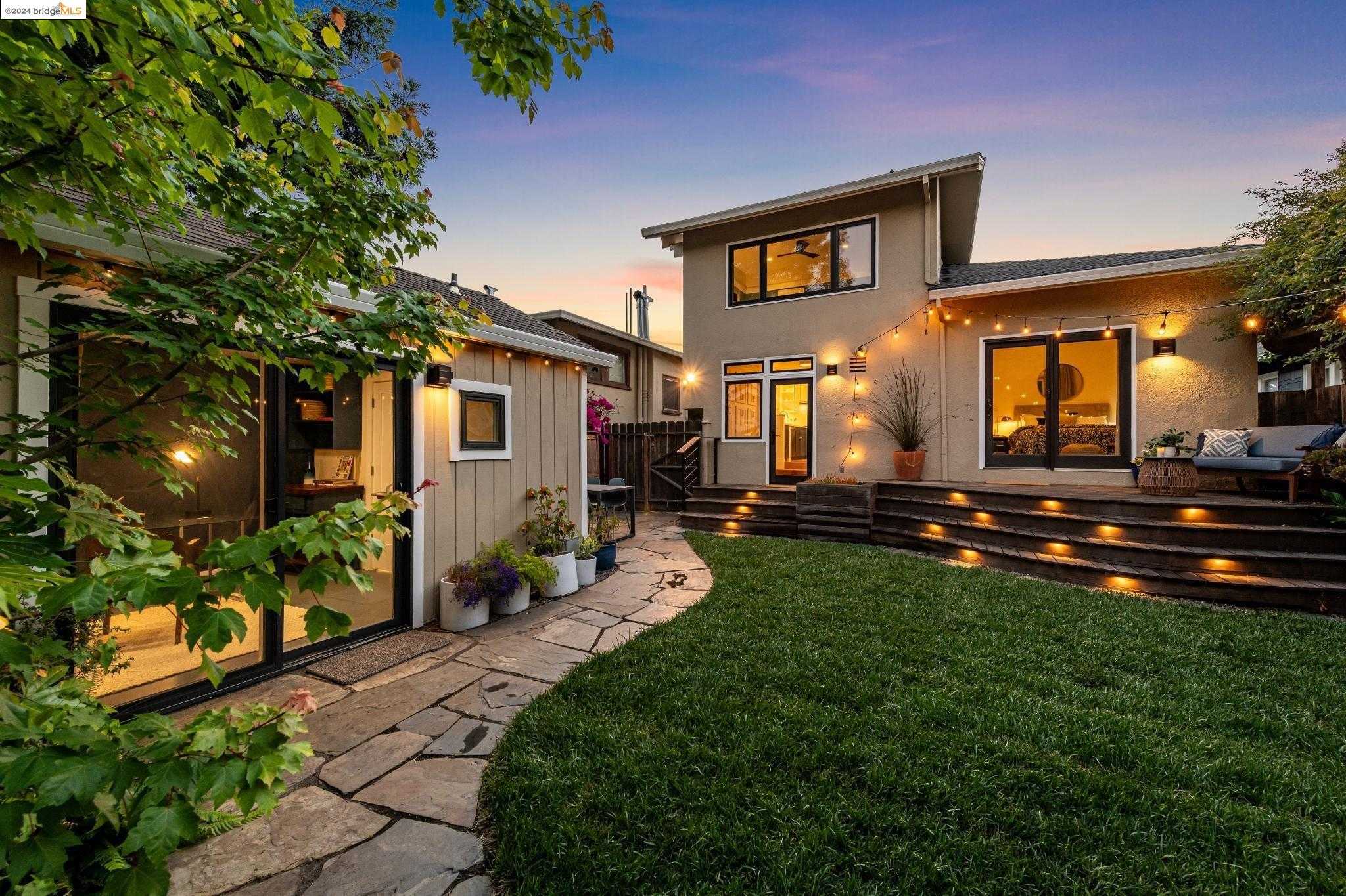 Neighborhood Neighborhood-10