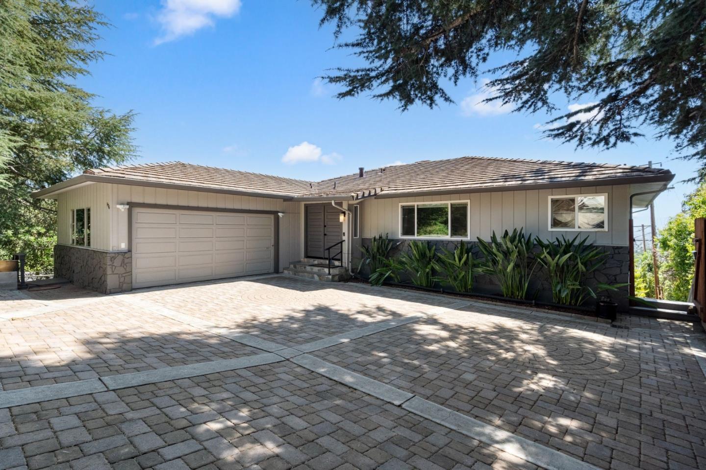 Neighborhood Neighborhood-23