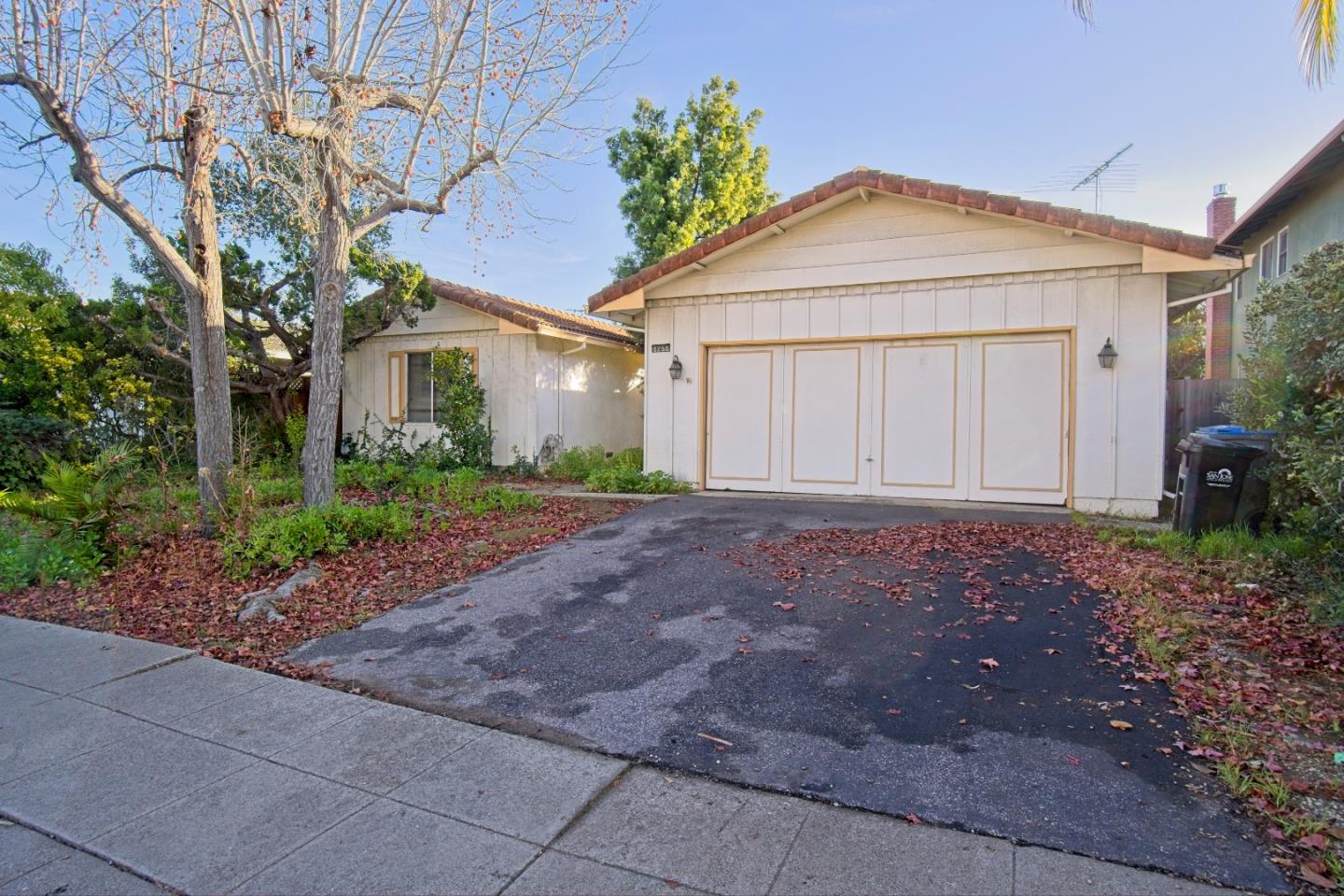 Neighborhood-10