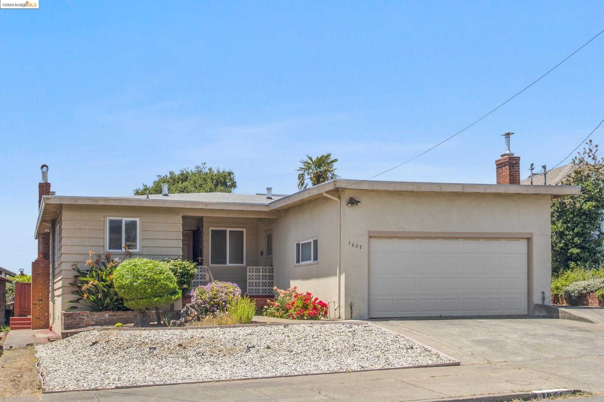 Neighborhood Neighborhood-4