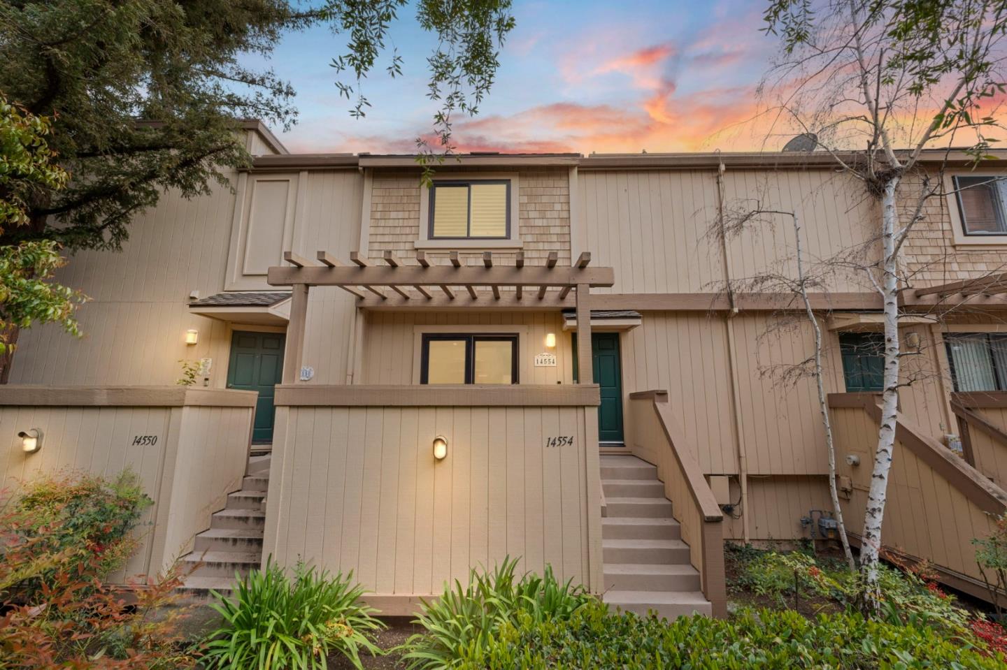 Neighborhood Neighborhood-21