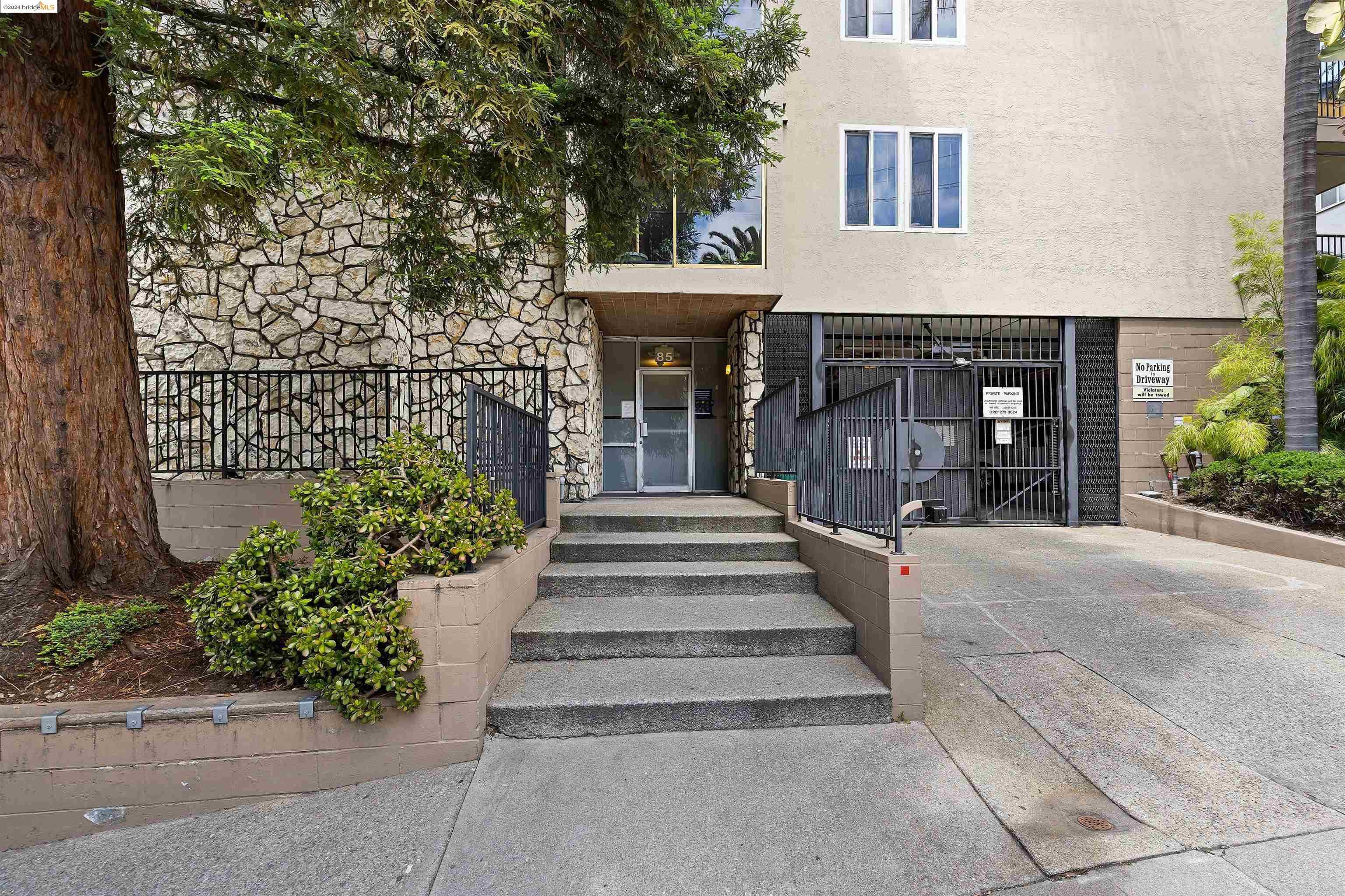 Neighborhood Neighborhood-24