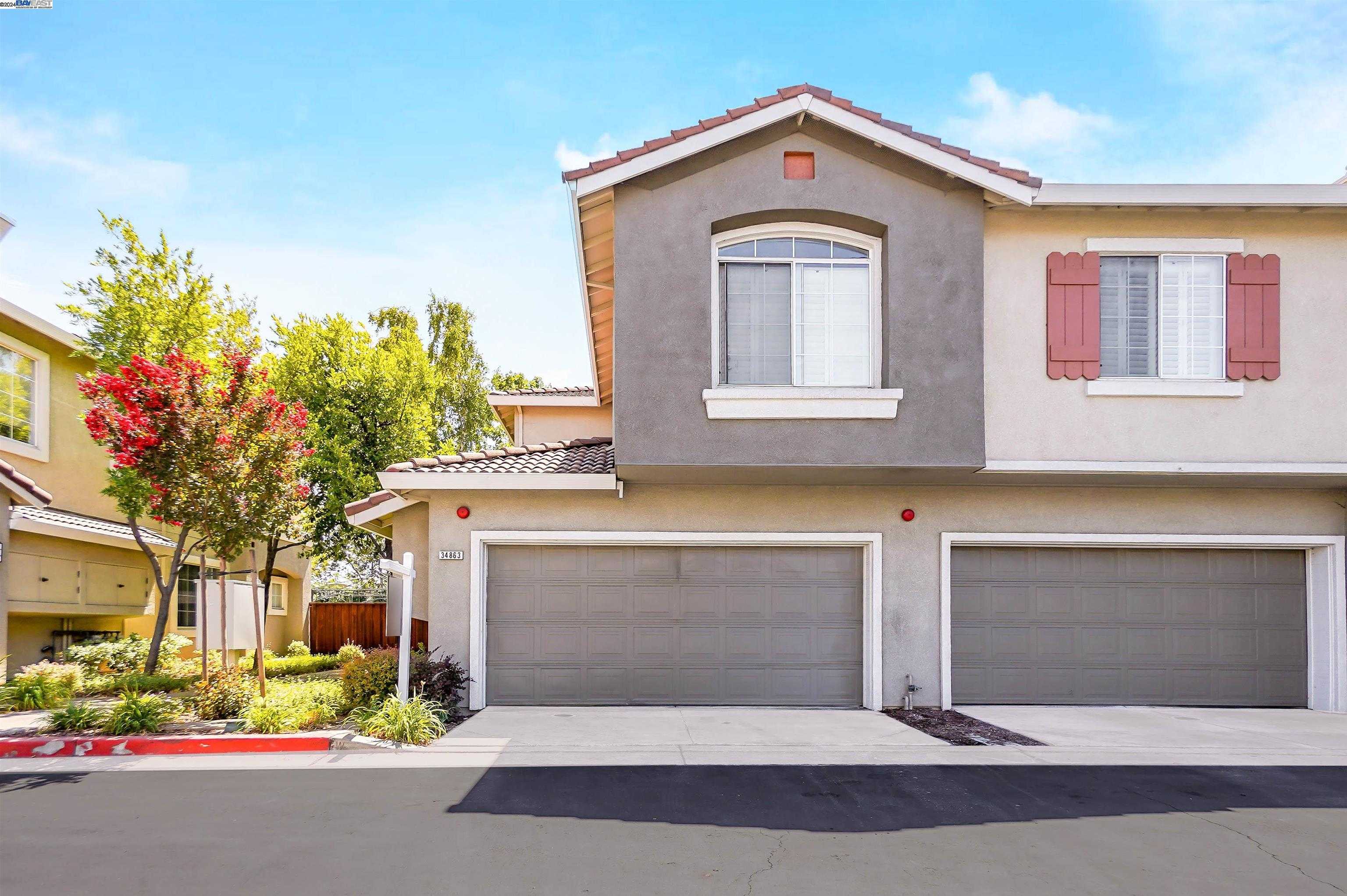 Neighborhood Neighborhood-22