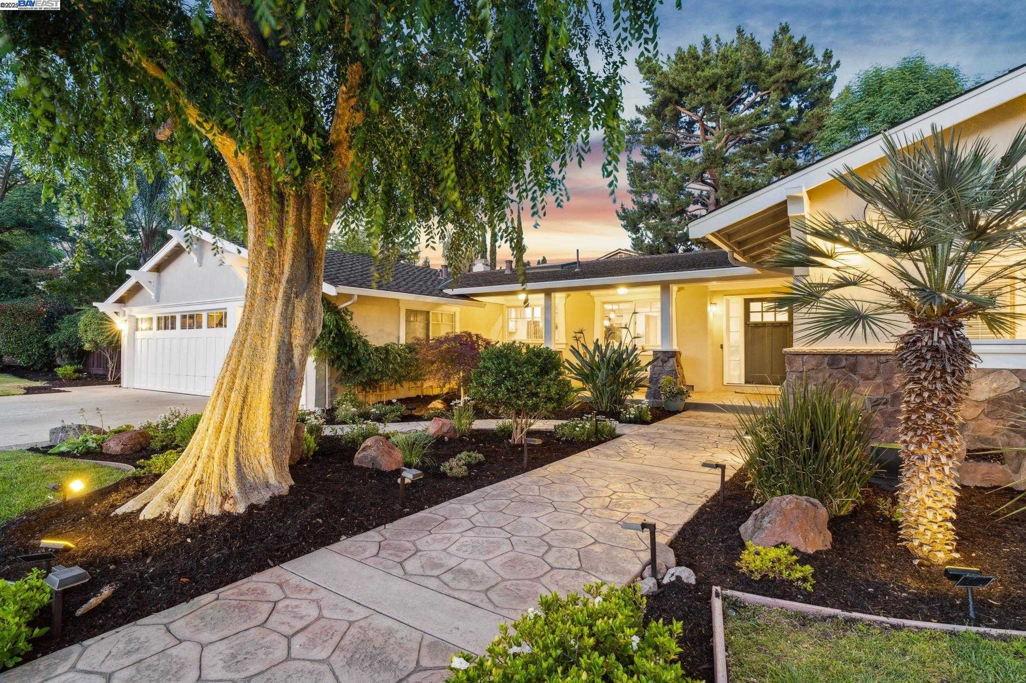 Neighborhood Neighborhood-12