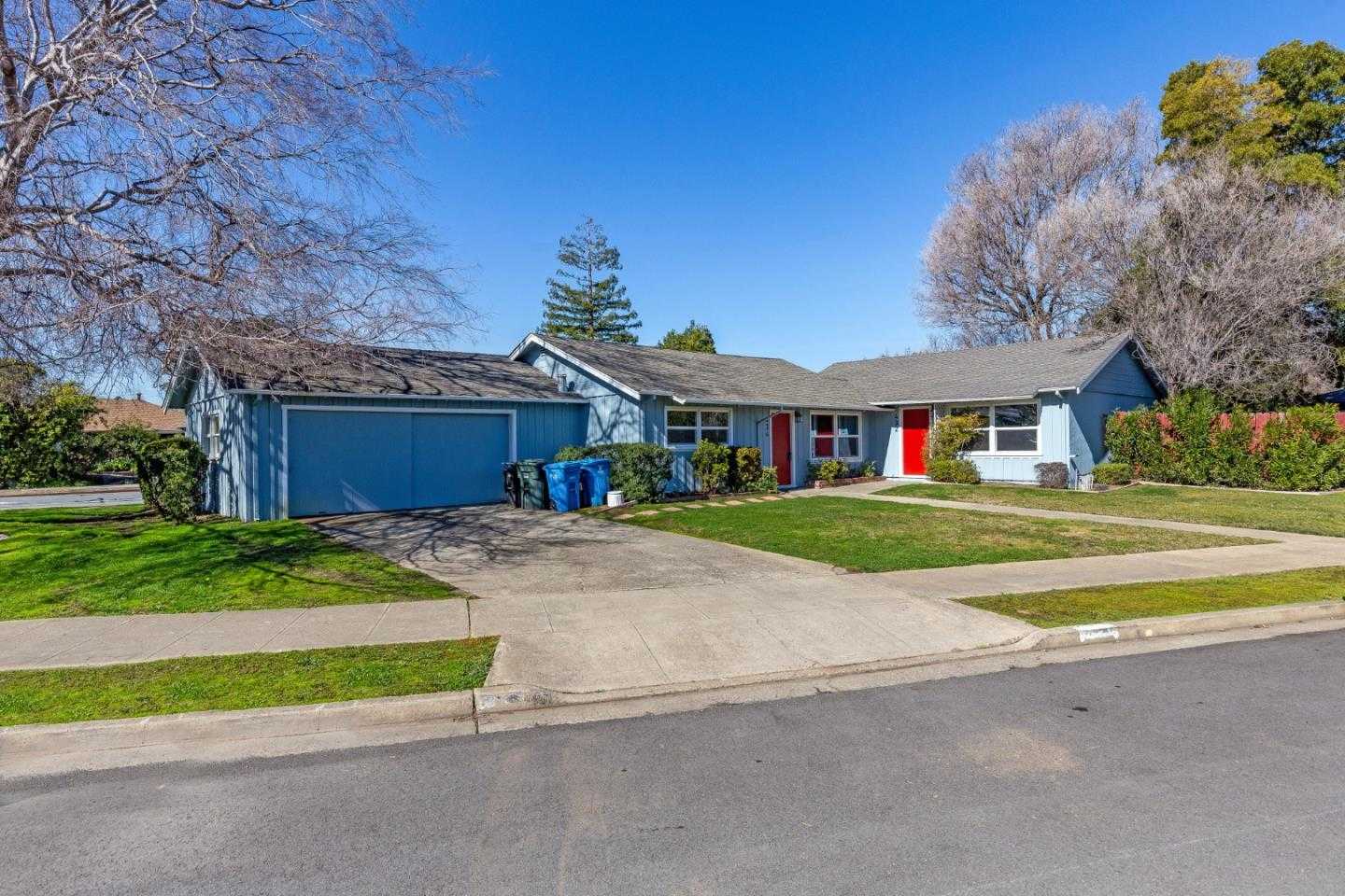 Neighborhood Neighborhood-8