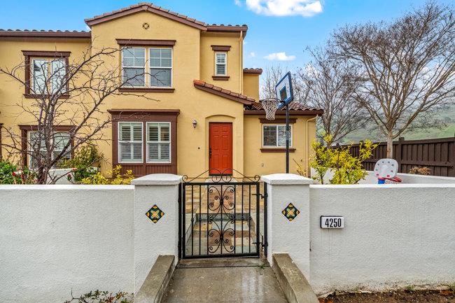 Neighborhood Neighborhood-18