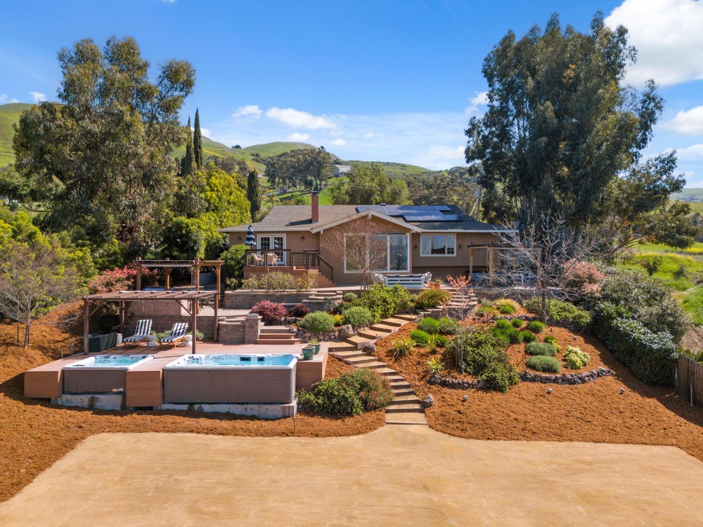 Neighborhood Neighborhood-4