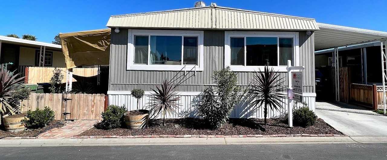 Neighborhood Neighborhood-19