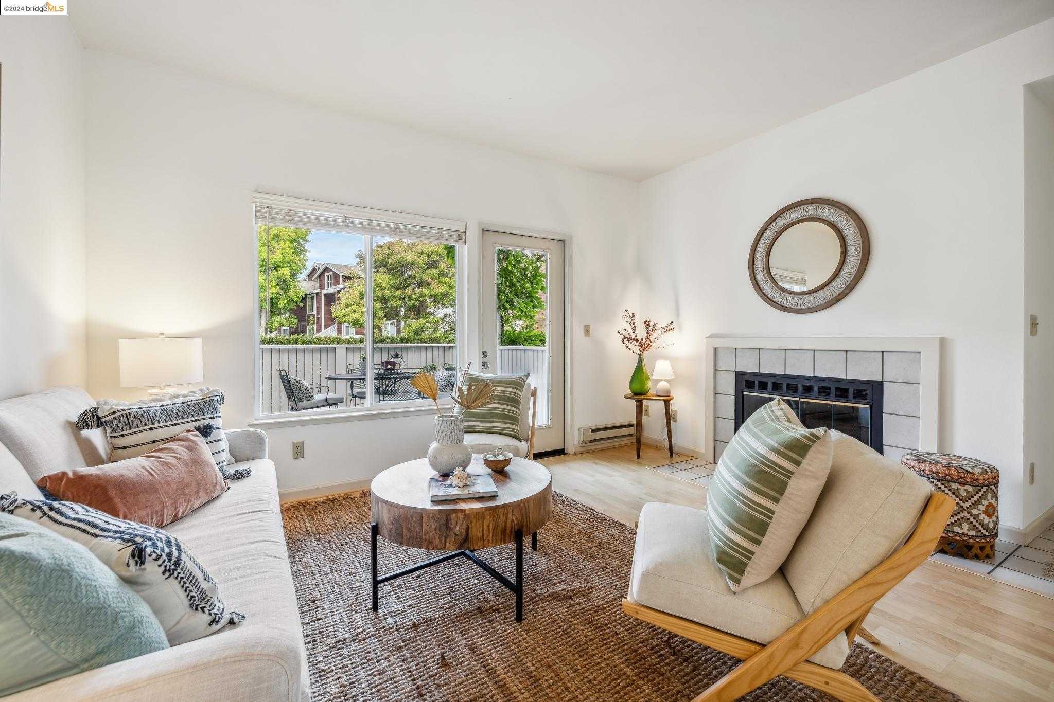 Neighborhood Neighborhood-8