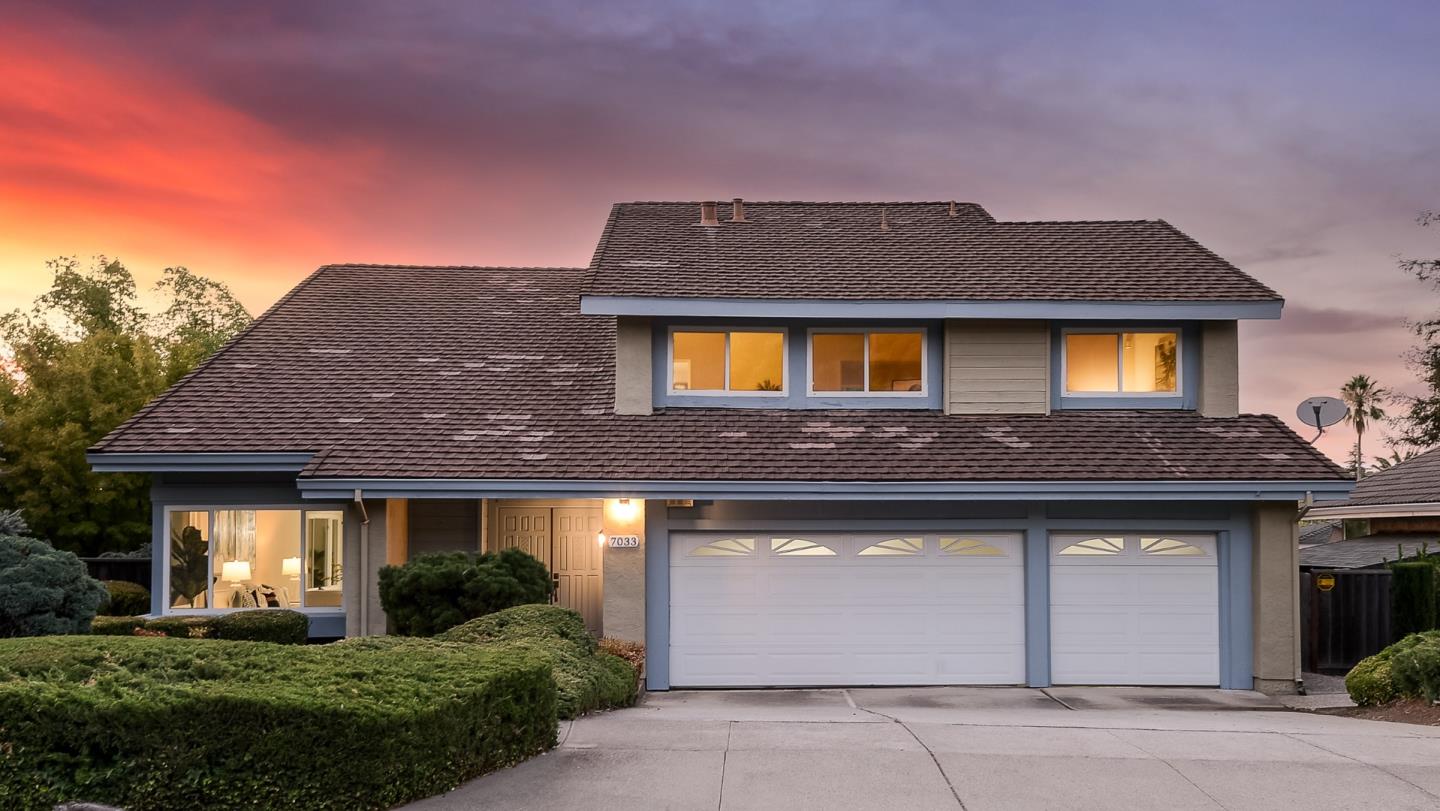 Neighborhood Neighborhood-77