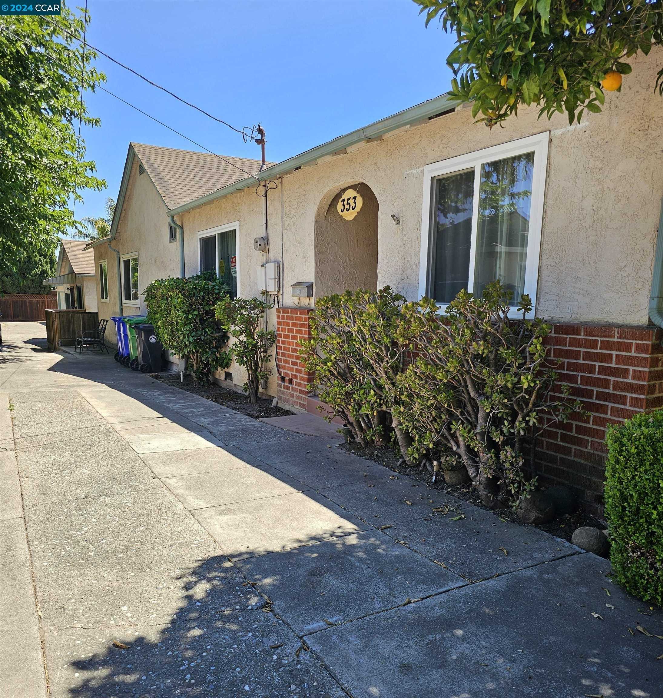 Neighborhood Neighborhood-13