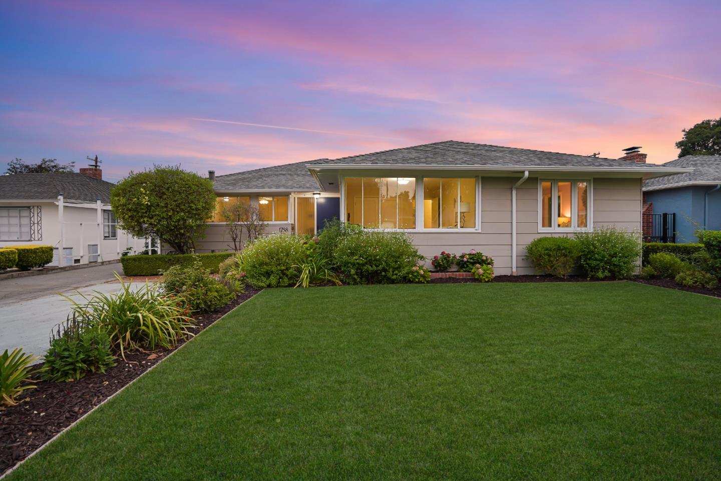 Neighborhood Neighborhood-47