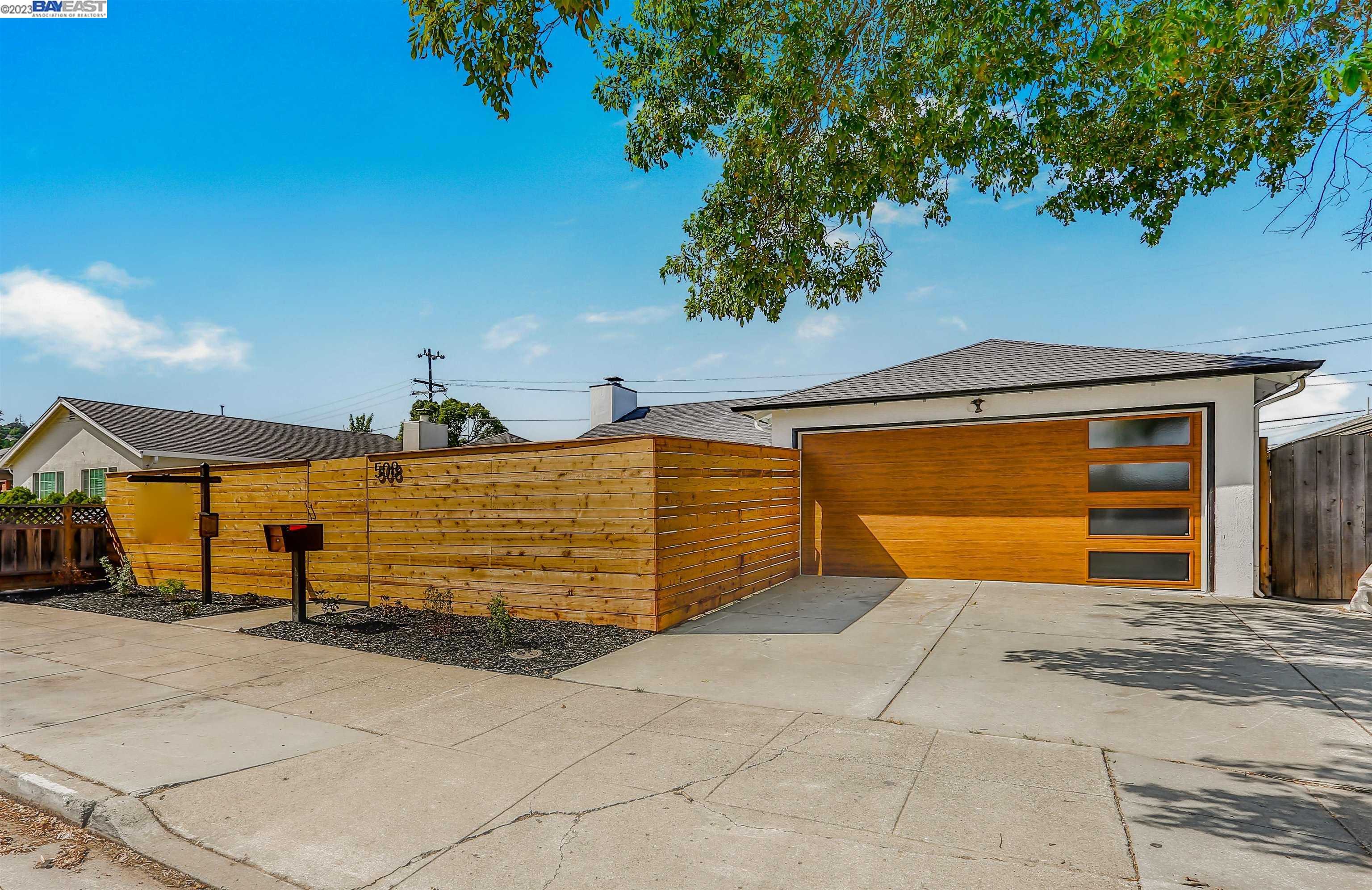 Neighborhood Neighborhood-9