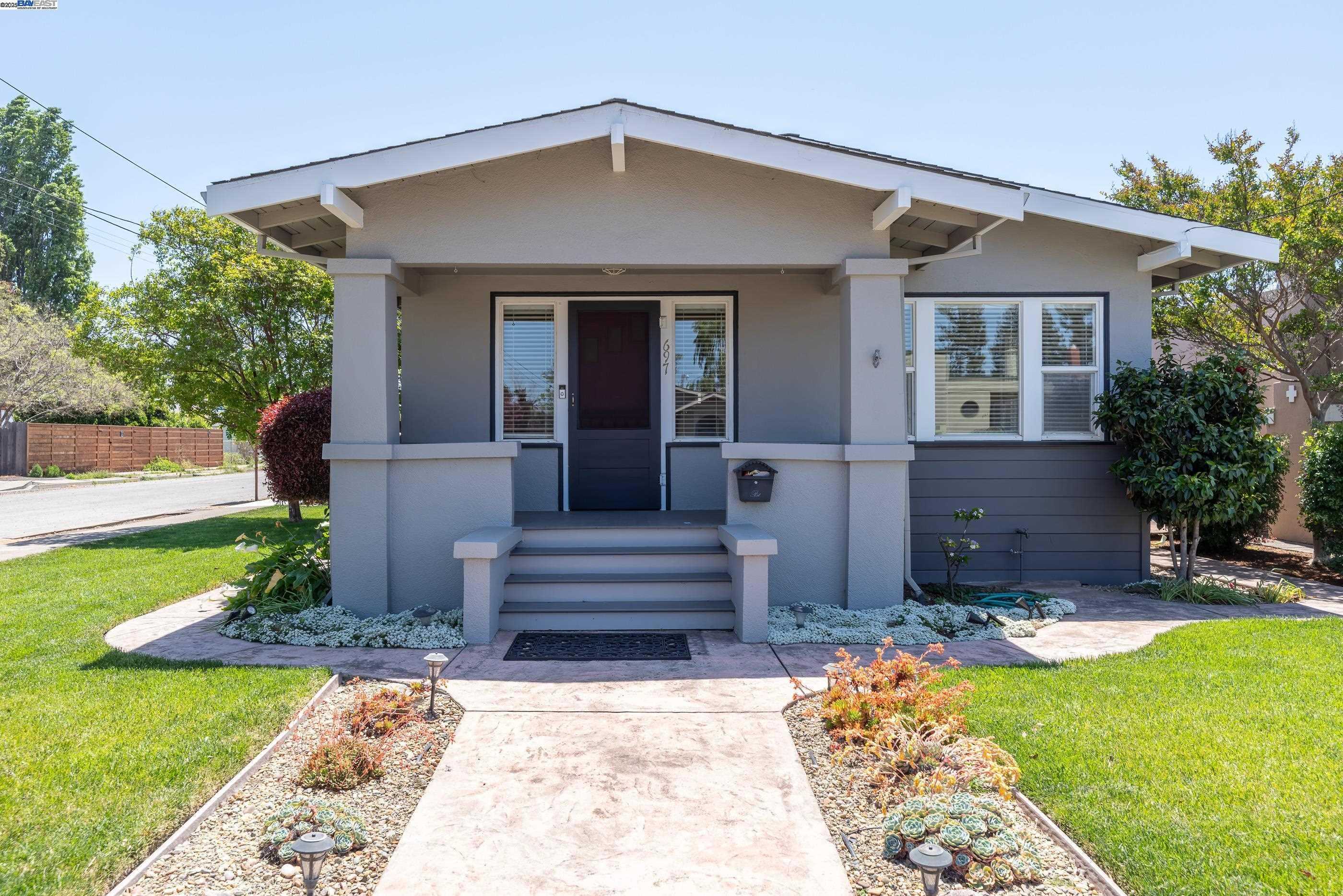 Neighborhood Neighborhood-5