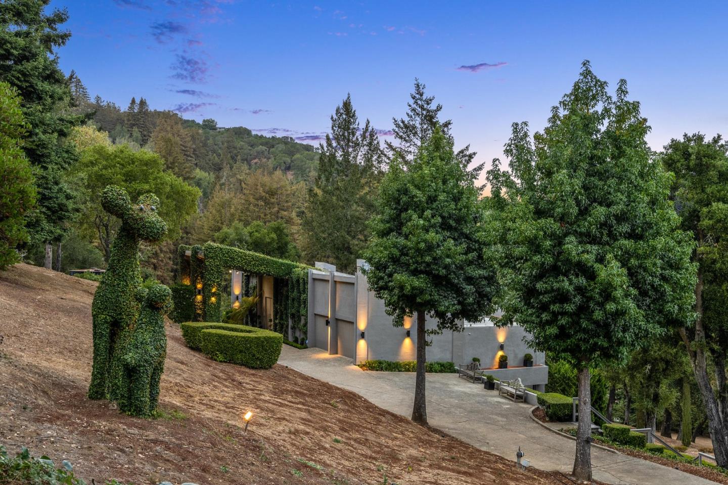 Neighborhood Neighborhood-4