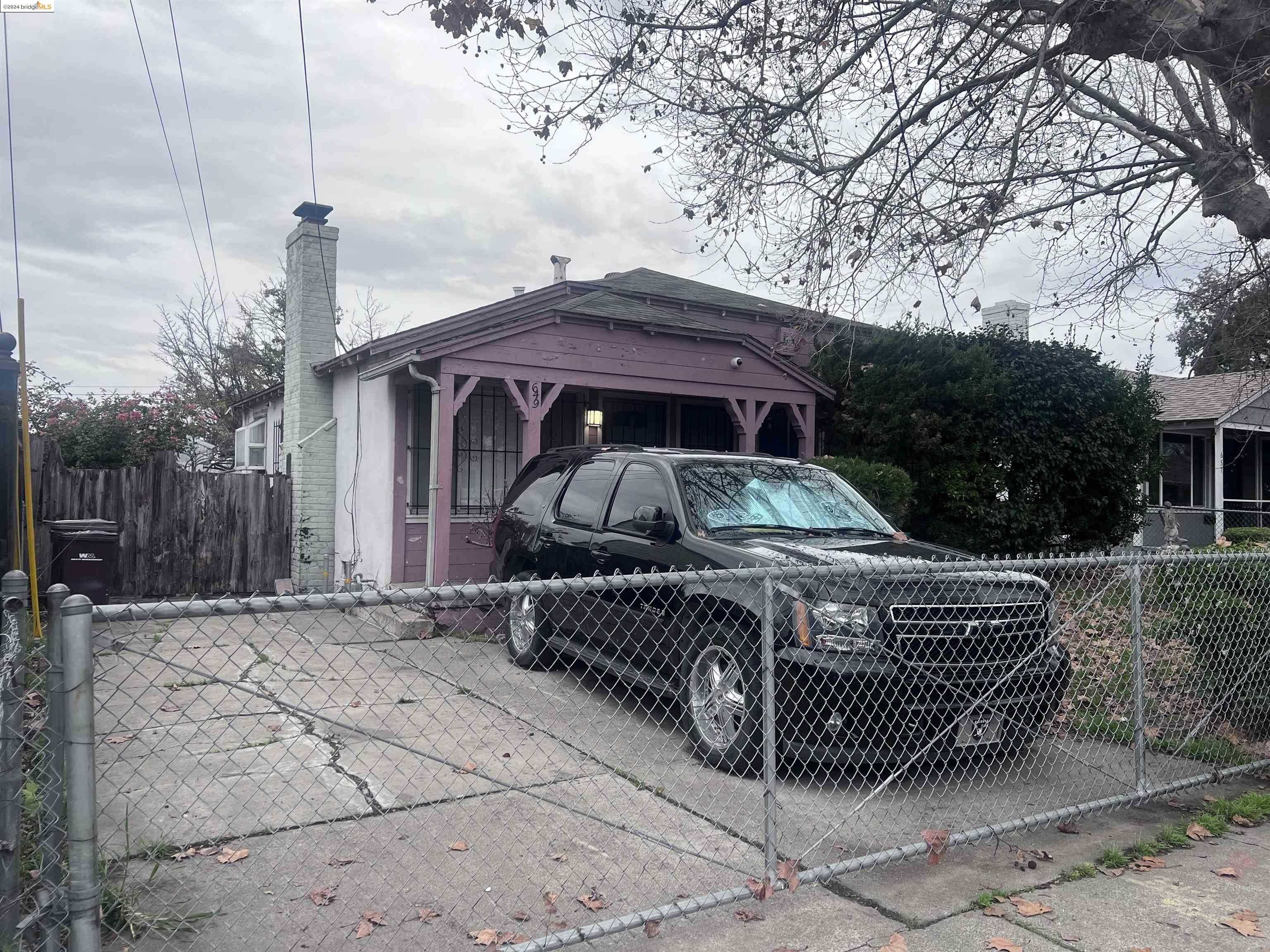 Neighborhood Neighborhood-12