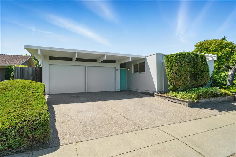 Neighborhood Neighborhood-27