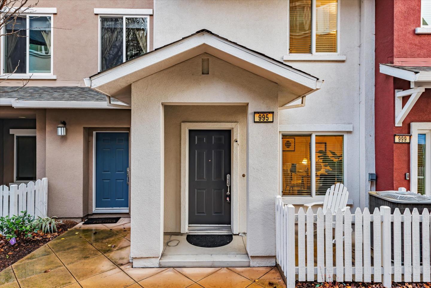 Neighborhood Neighborhood-63