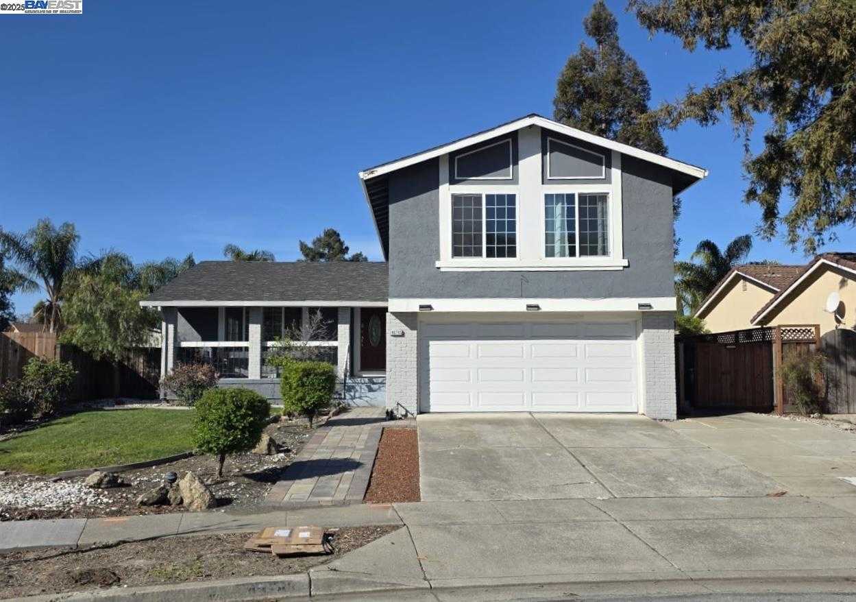 Neighborhood Neighborhood-31