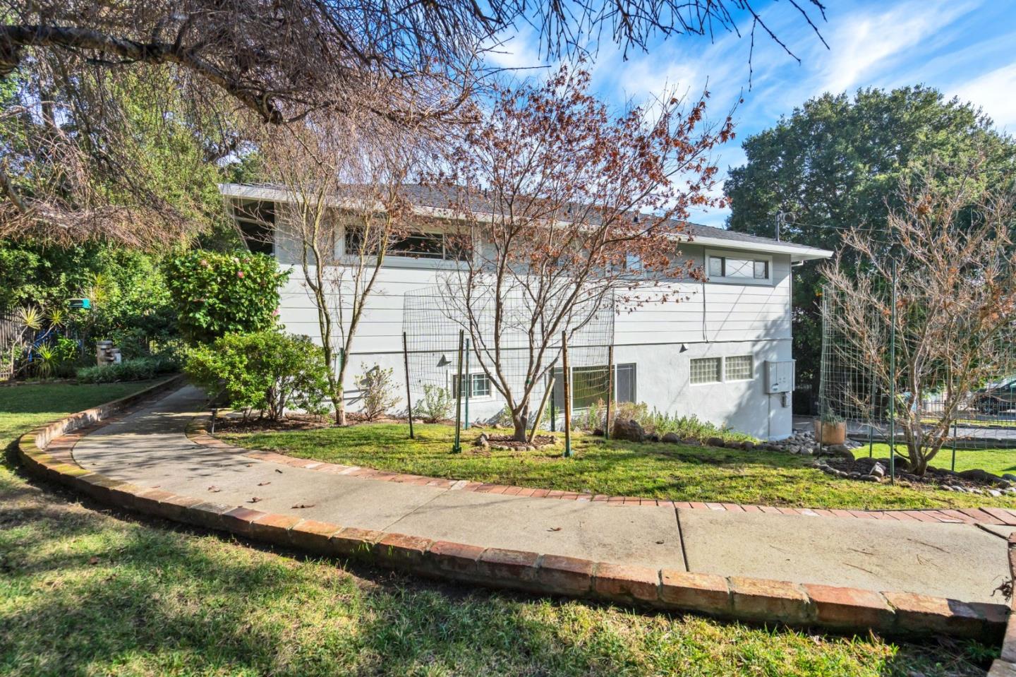 Neighborhood Neighborhood-21