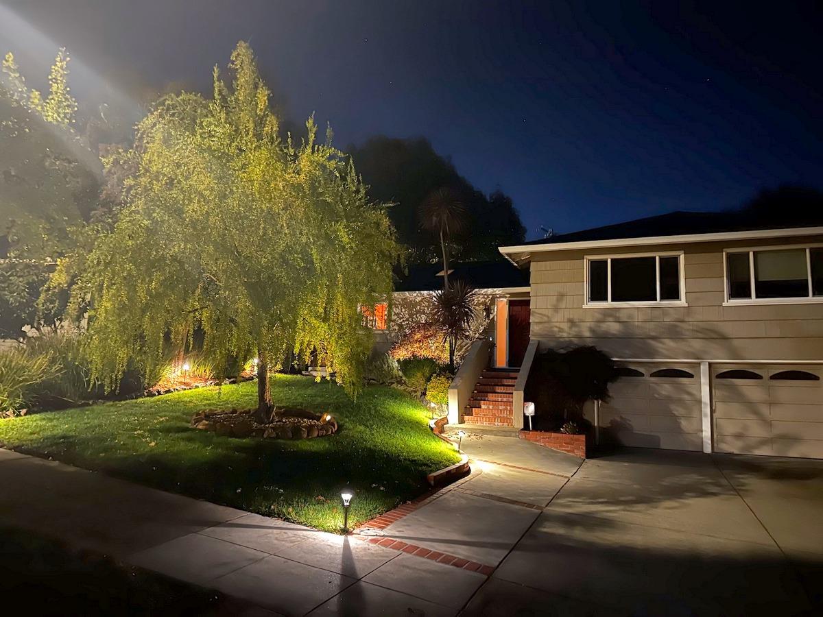 Neighborhood Neighborhood-12