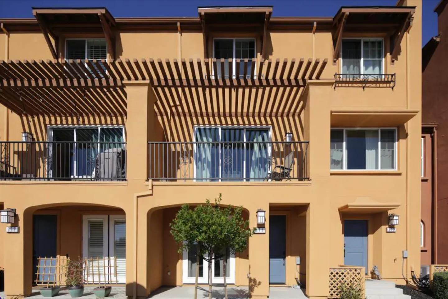 Neighborhood Neighborhood-90