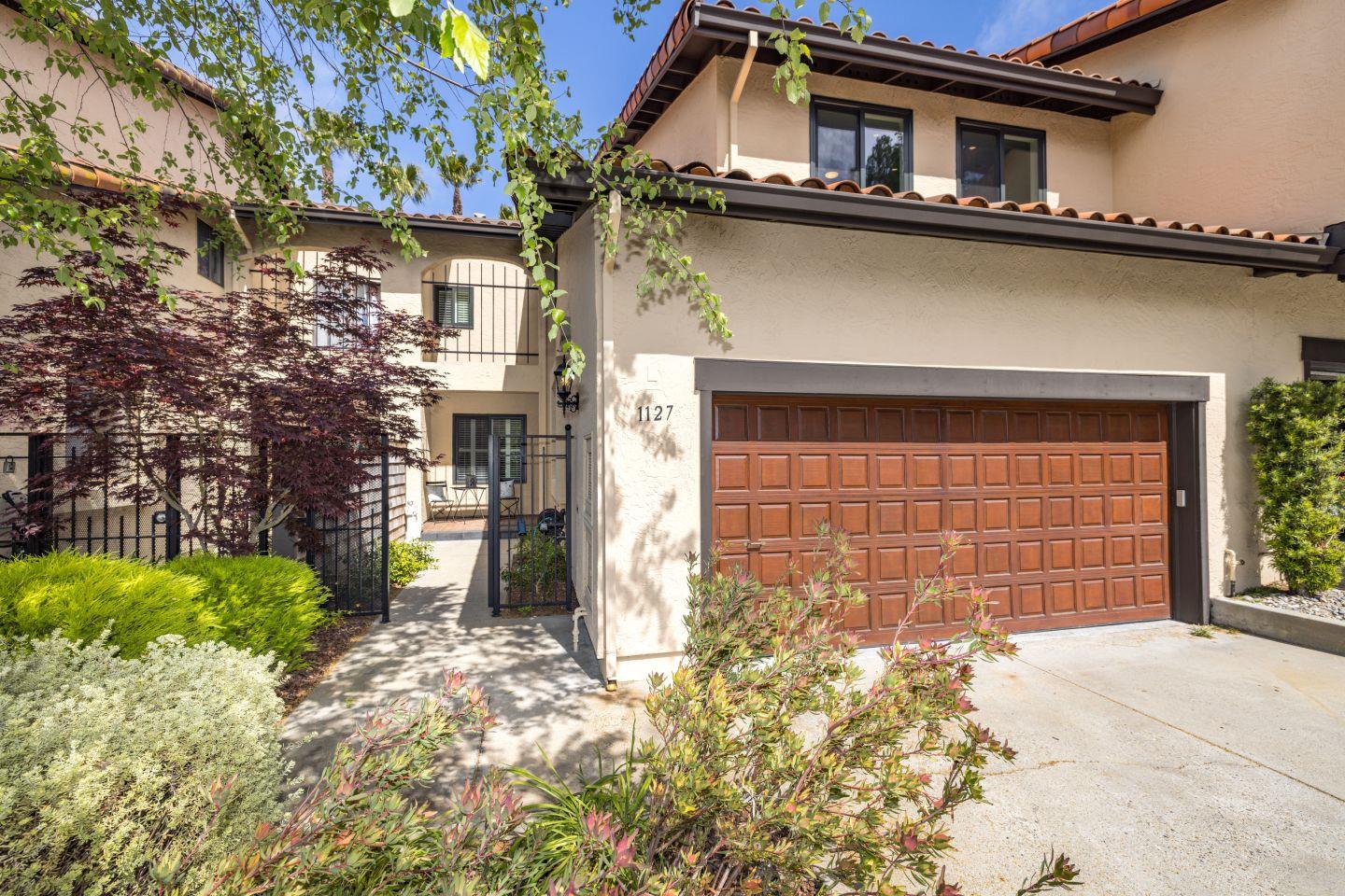 Neighborhood Neighborhood-57