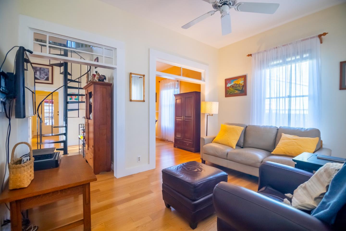 Neighborhood Neighborhood-9