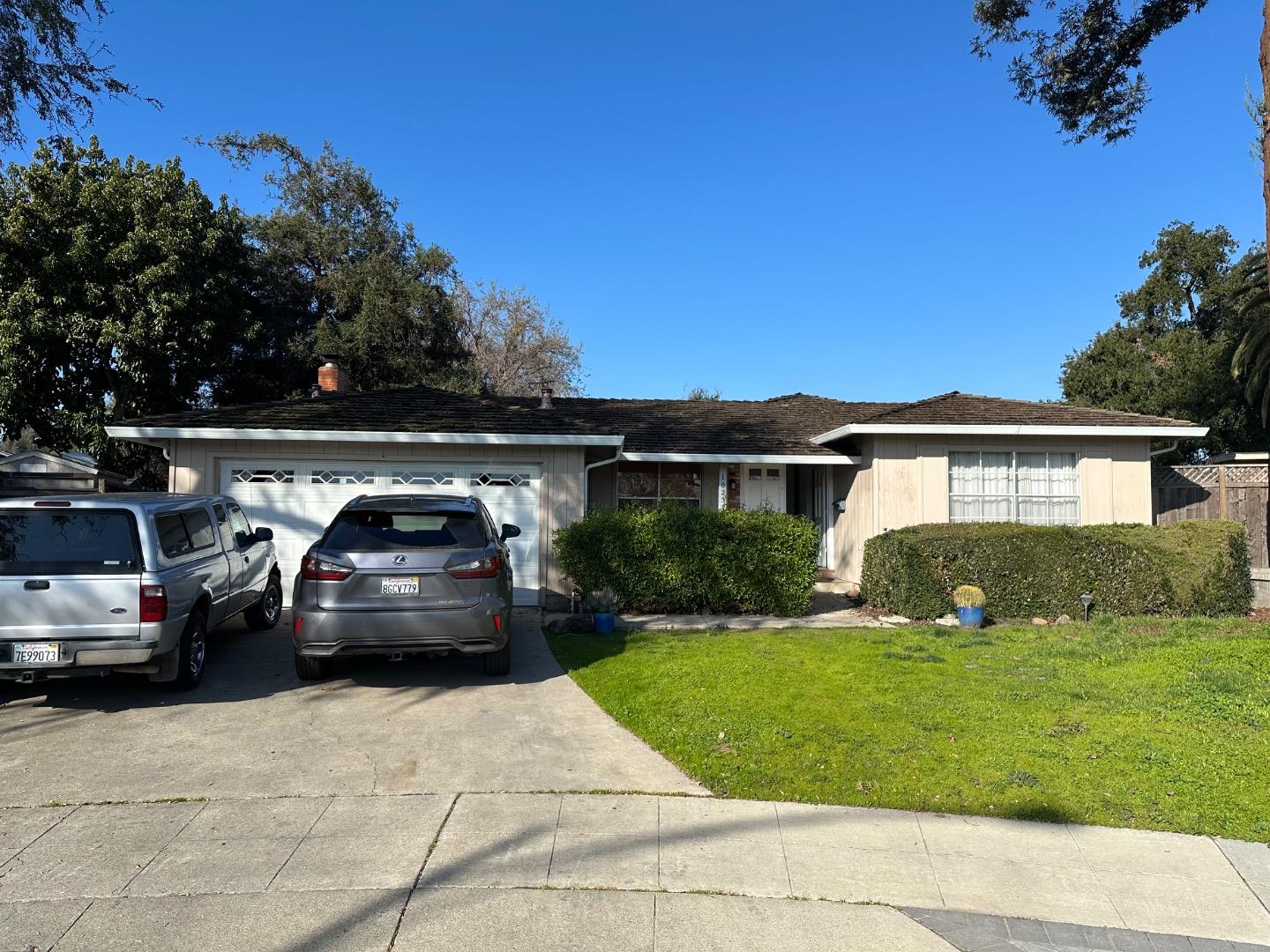 Neighborhood Neighborhood-6