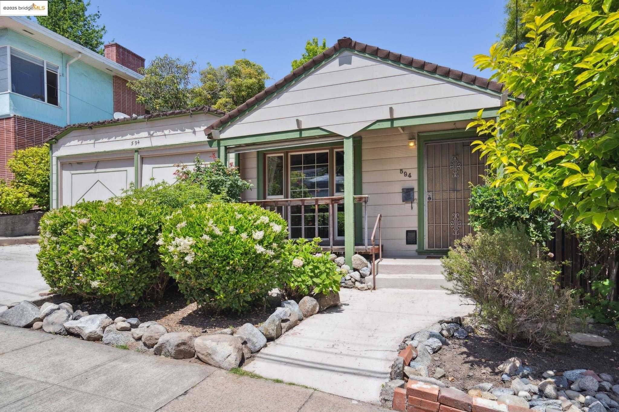 Neighborhood Neighborhood-3