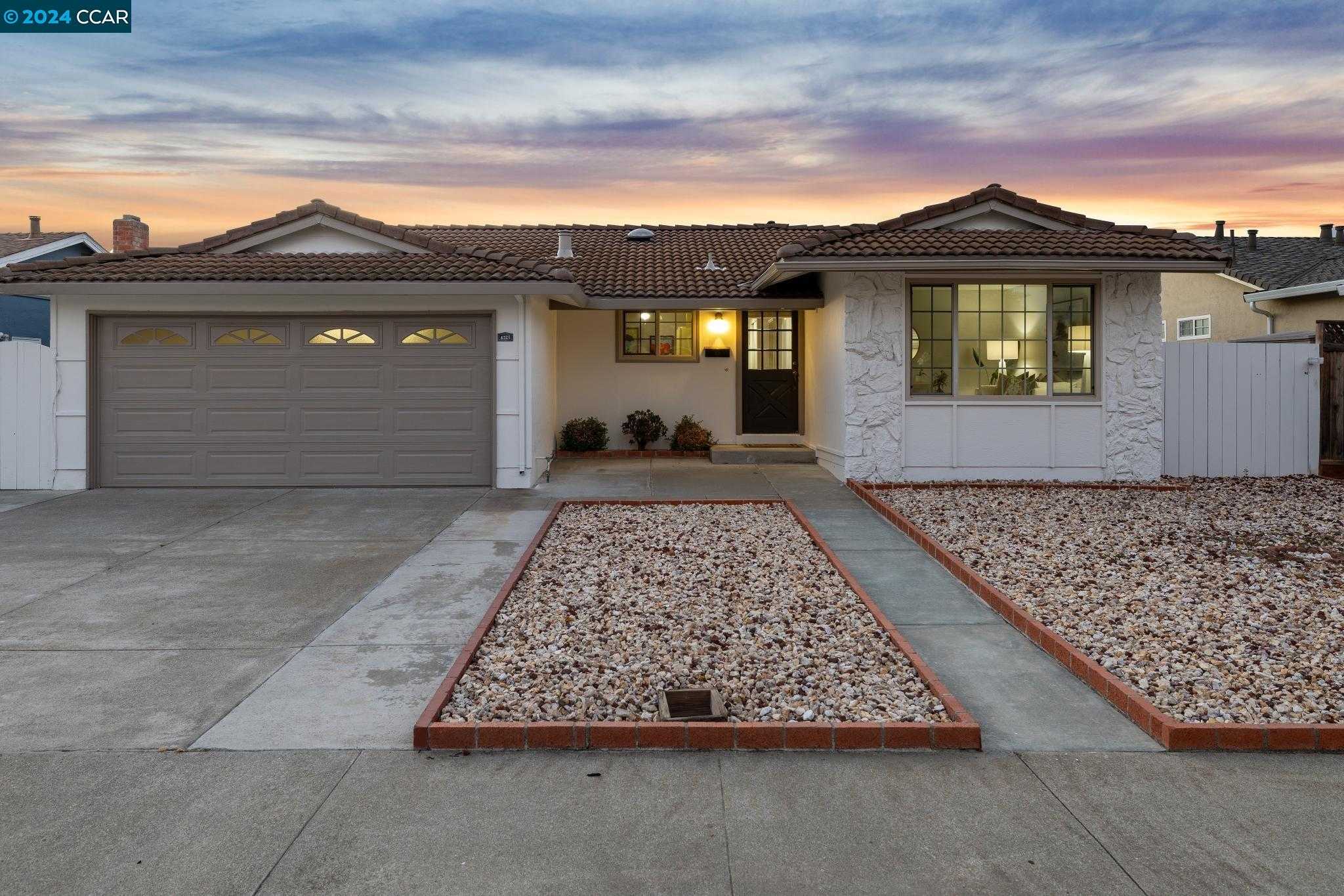 Neighborhood Neighborhood-3