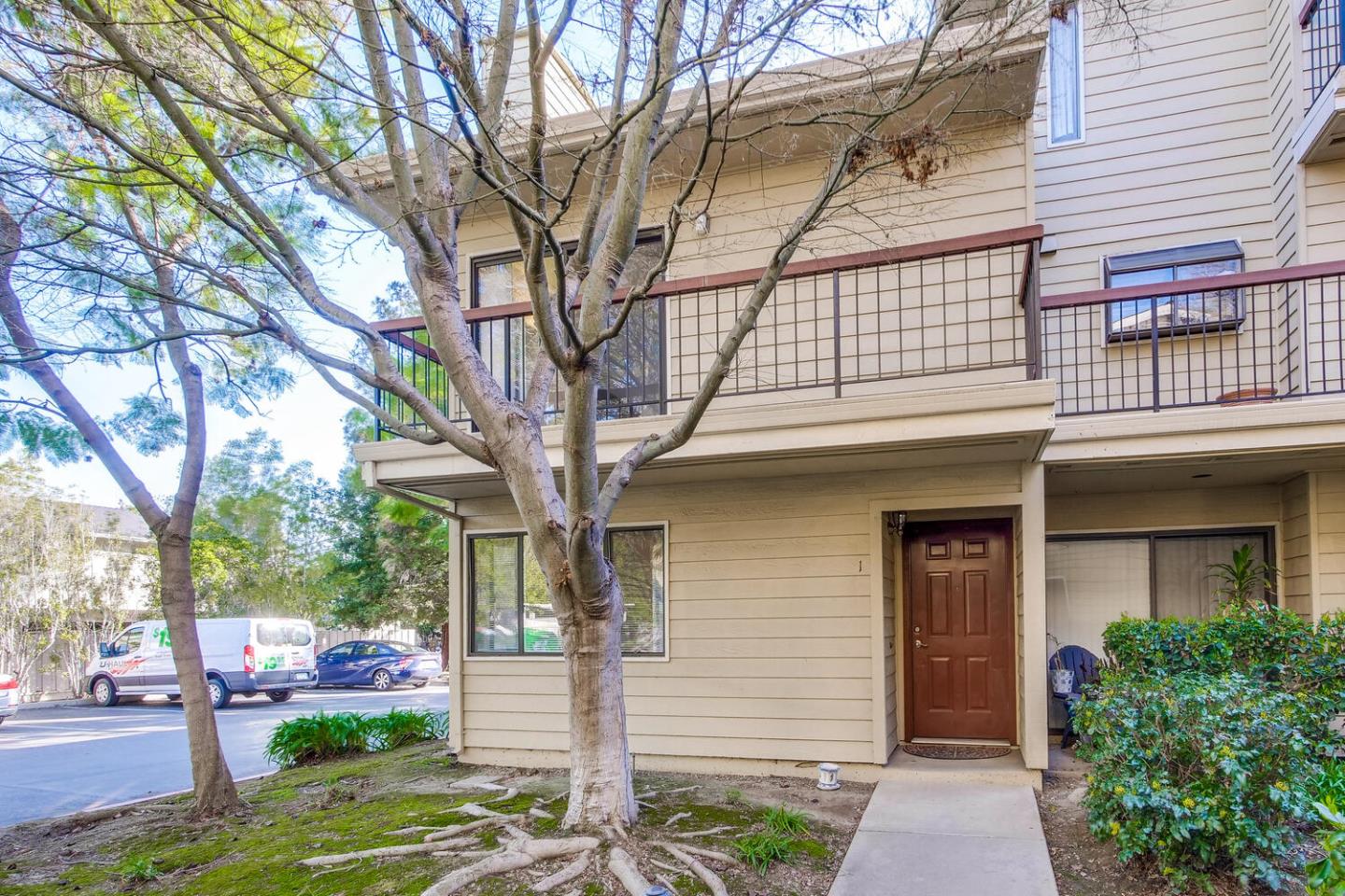 Neighborhood Neighborhood-5